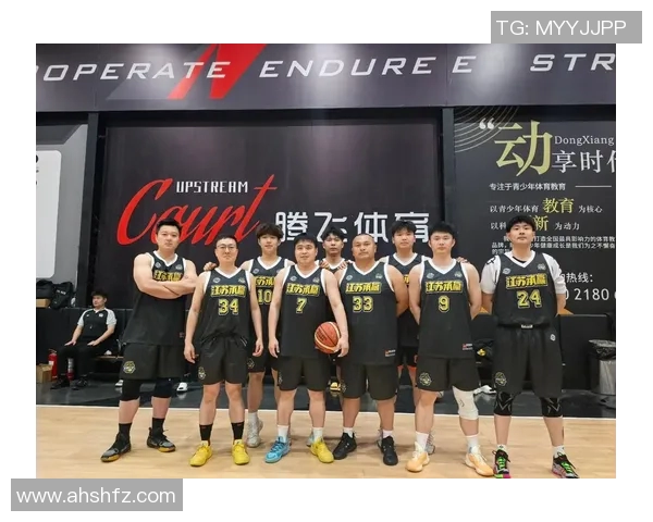 南京篮球队在冠军赛中的实力展现与战术分析全面点评