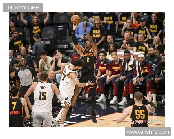 嘴炮足球明星的魅力与争议:他们如何用言辞征服球场与球迷