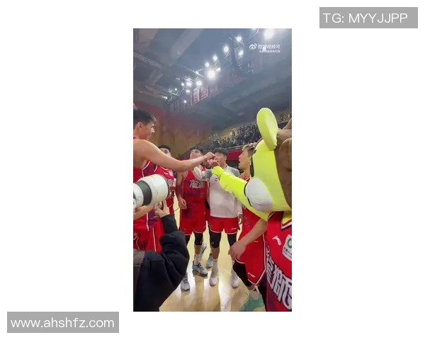 广州篮球队状态飙升创历史新高引发球迷热议与期待